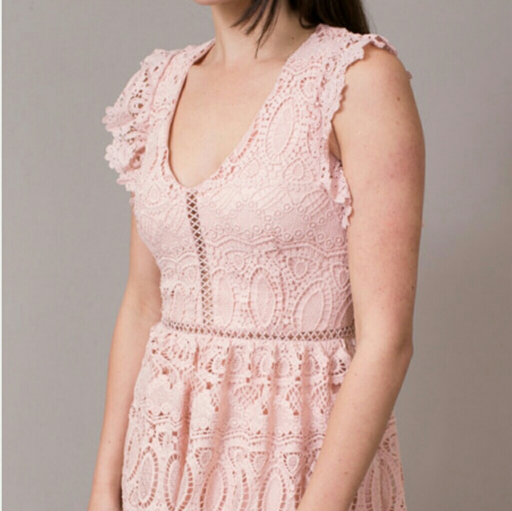 J.O.A Women's Floral Ruffle Shoulder - Picture 6 of 8